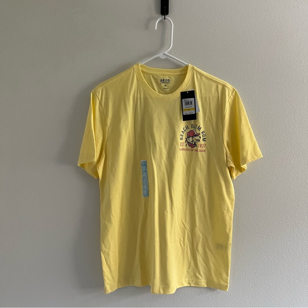 NWT: IZOD • Beach‎ Bum Rum Graphic Tee